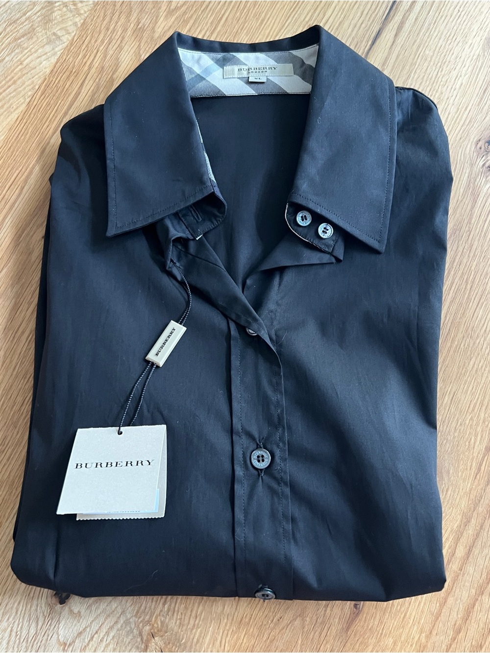 BURBERRY LONDON CHECK WOMEN’S BUTTON DOWN SHIRT, BLACK, NWT. - Picture 13 of 13